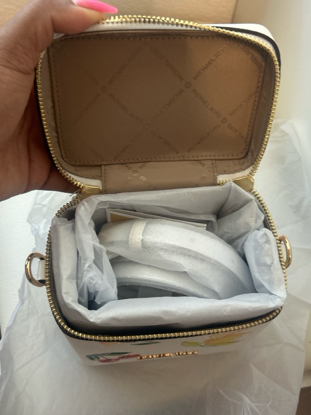 Michael Kors Optic White Mini Bag with Yellow and Pink Citrus Print - Picture 2 of 11